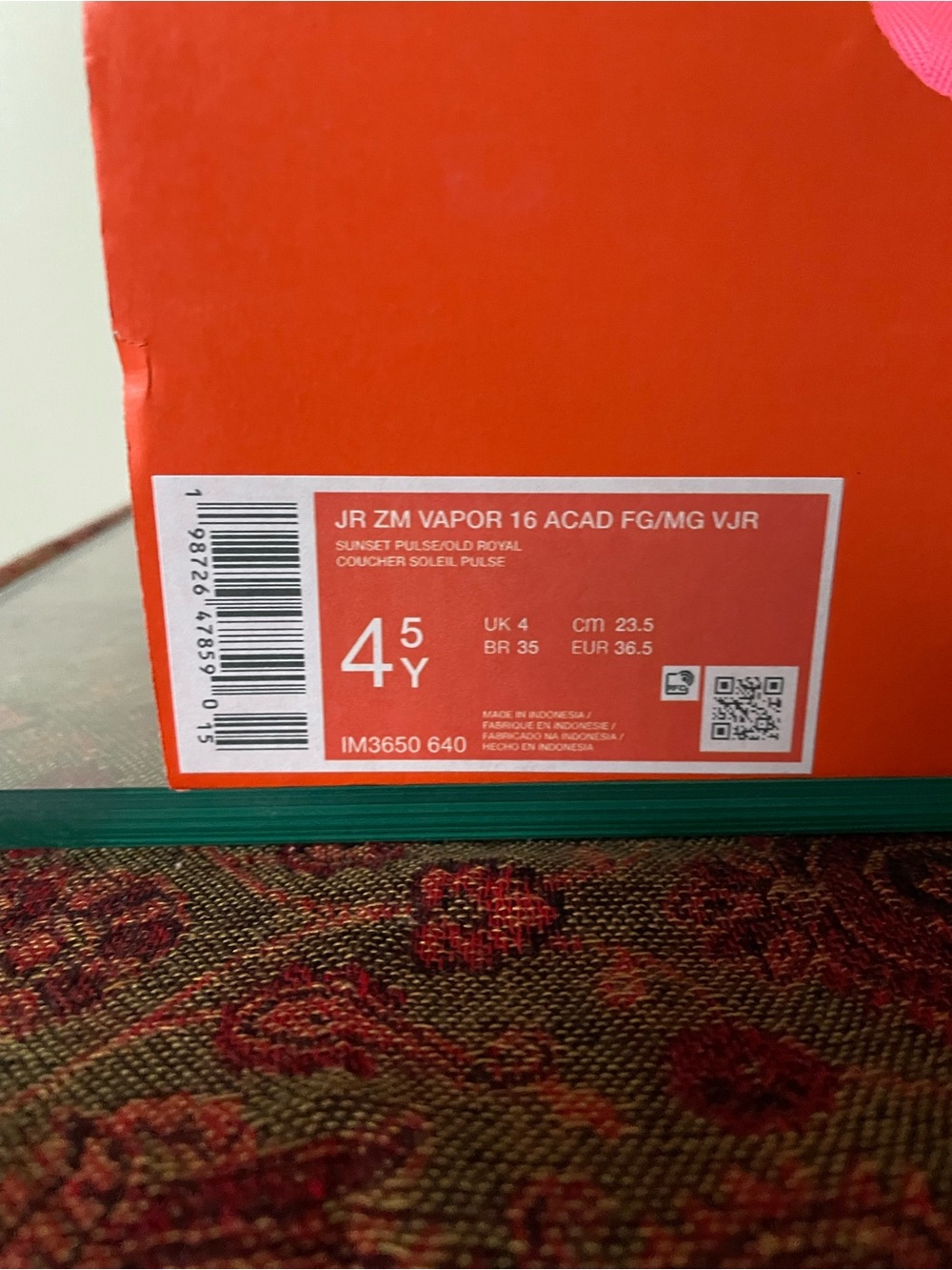 Nike Jr Zoom 16 Academy Hot Pink and Silver Soccer Cleats Purple Swoosh 4.5Y - Picture 6 of 6